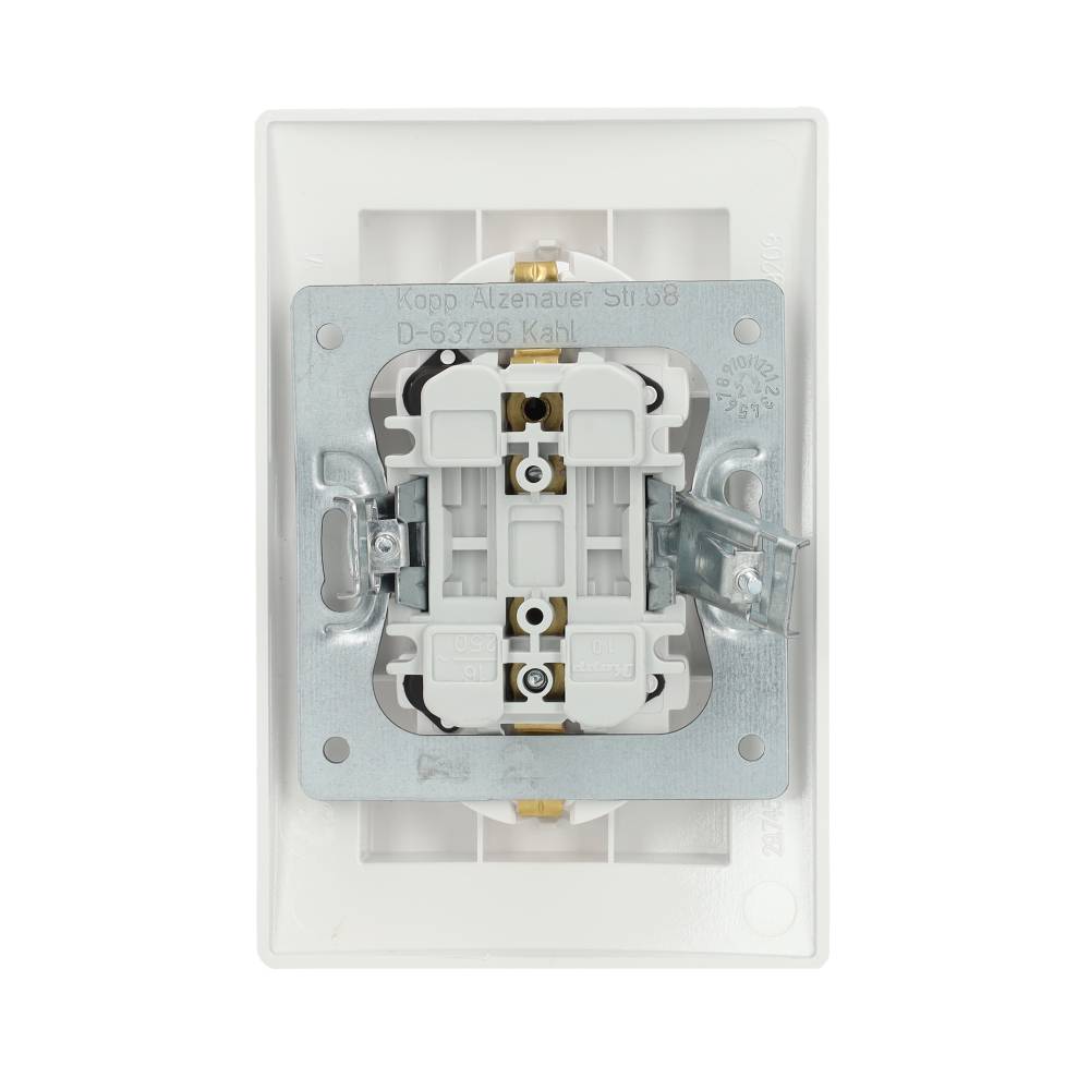 Miniatuur van Kopp HK05 stopcontact half-opbouw met randaarde 2-voudig wit