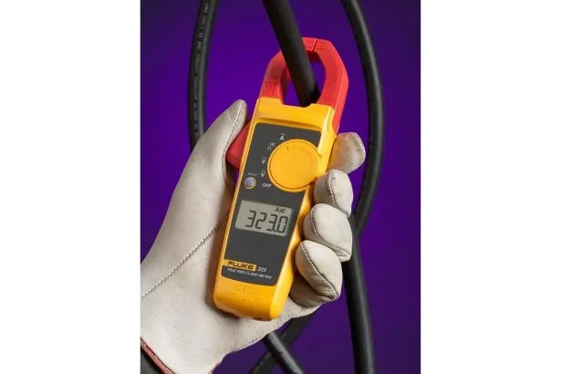FLUKE stroomtang FLUKE-323 tot 400A AC en 600V AC/DC met draagtas (4152628)