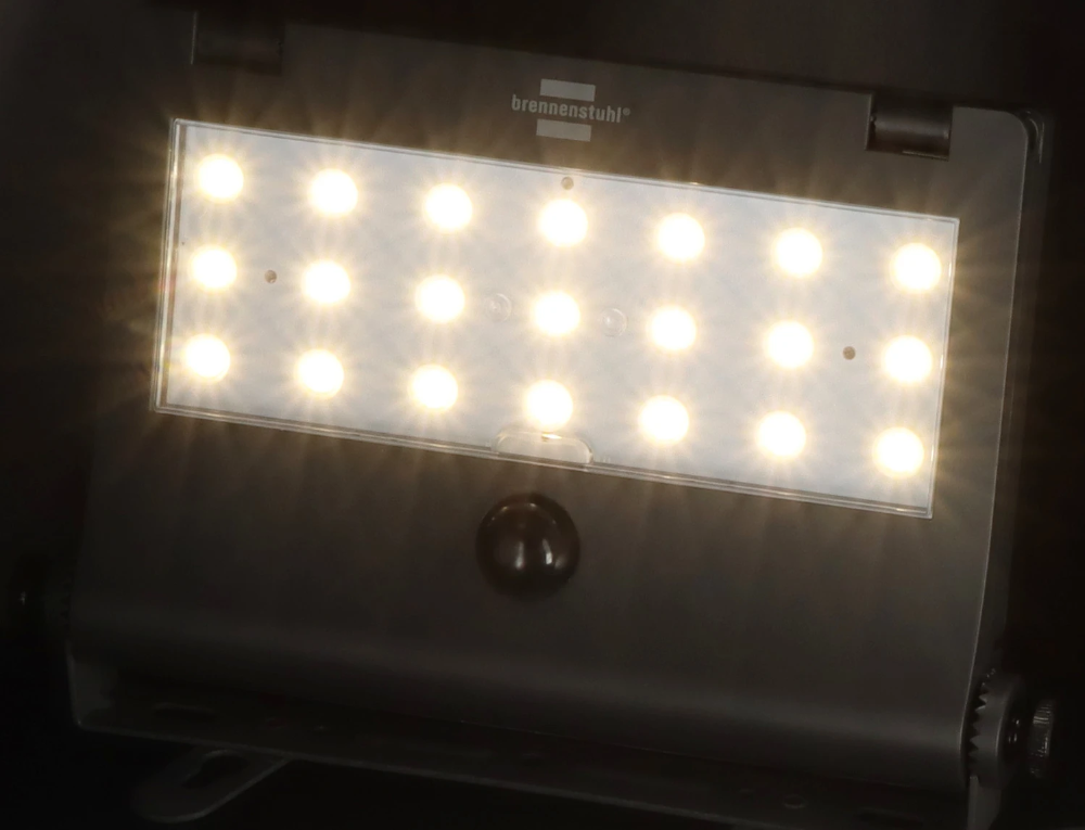 Miniatuur van BRENNENSTUHL LED solar buitenlamp met bewegingsmelder en sensor 1000lm koel wit 4000K IP65 (1173740003)