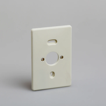 ATTEMA montagedeksel voor 2-voudig opbouwschakelmateriaal en combinaties creme