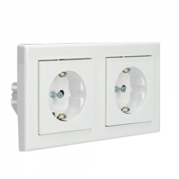 Merten dubbel stopcontact met randaarde, kinderbeveiliging en afdekplaat - M-Smart actief wit (MEG2328-1425)