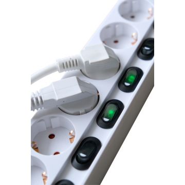 BRENNENSTUHL stekkerdoos met schakelaar 6-voudig met randaarde 2 meter individueel schakelbaar - wit (1153110126)