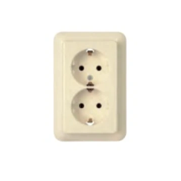 Kopp RIVO 2-voudig stopcontact half opbouw met randaarde en kinderbeveiliging creme (945701088)