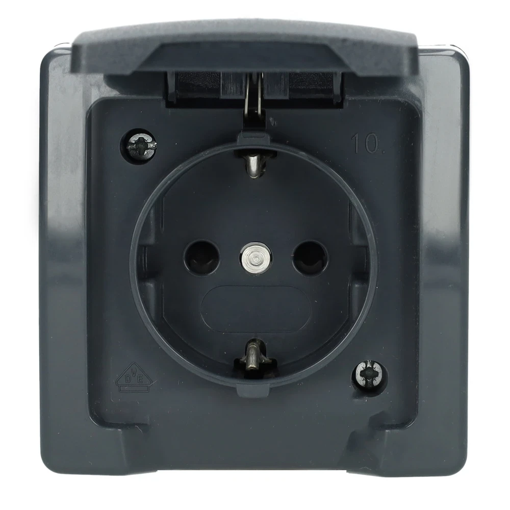 Vooraanzicht van Kopp NAUTIC stopcontact antraciet – klep open, IP44 waterdicht