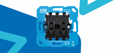 Hoe sluit je een wissel-wisselschakelaar aan?