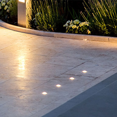 Hoe sluit je inbouwspotjes aan?